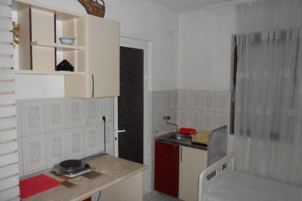 Ambient Apartments Struga Rum bild